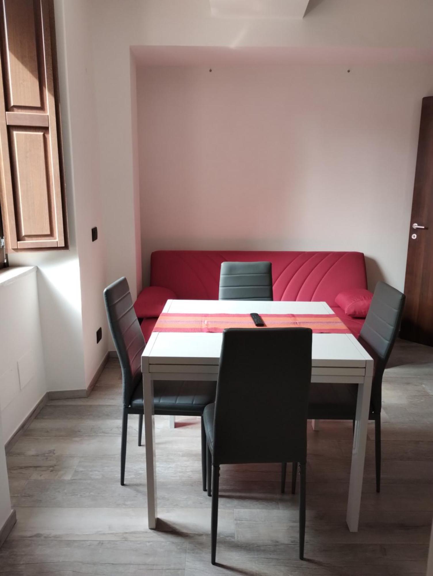 Guest House La Casa Del Mandatario L'Aquila Luaran gambar